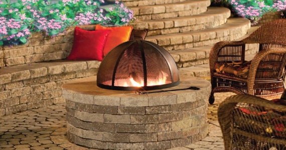 FIREPLACES & FIREPITS